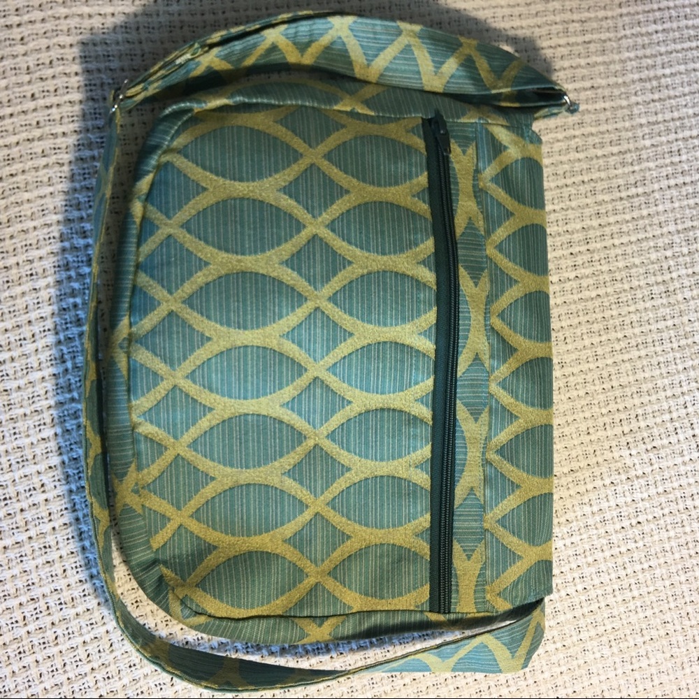 Patterned Messenger Bag - Picture 5 of 8